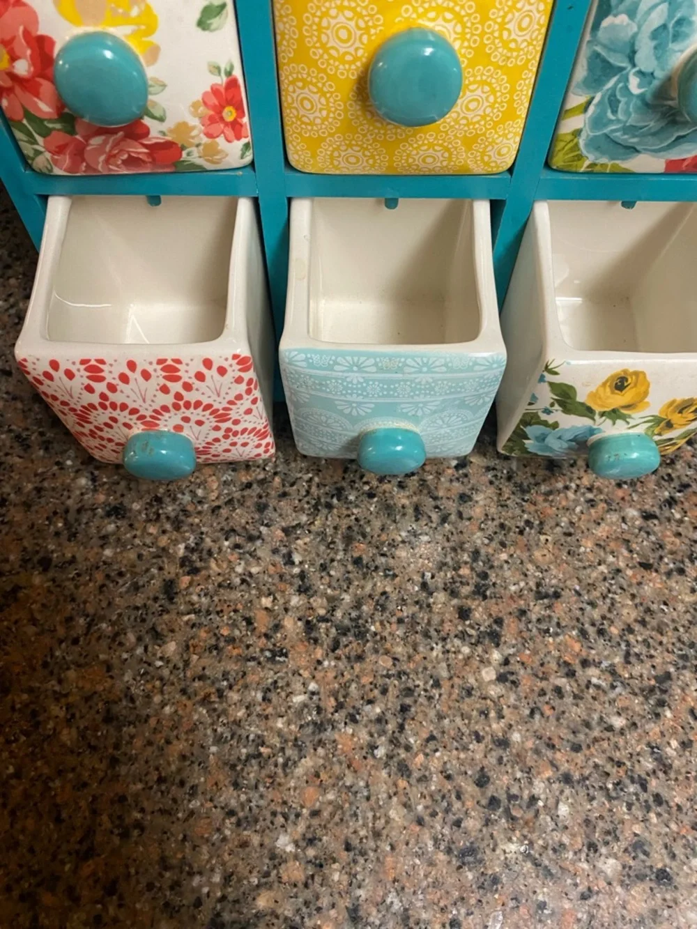 The Pioneer Woman Vintage Floral 6-Drawer Spice & Tea Box- Retired - Picture 8 of 10